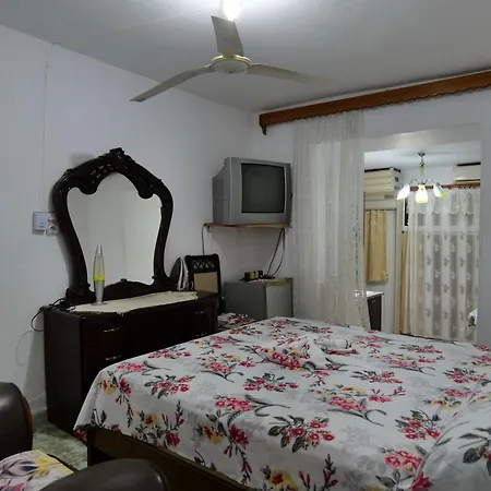 Hermes Elite Apartment *