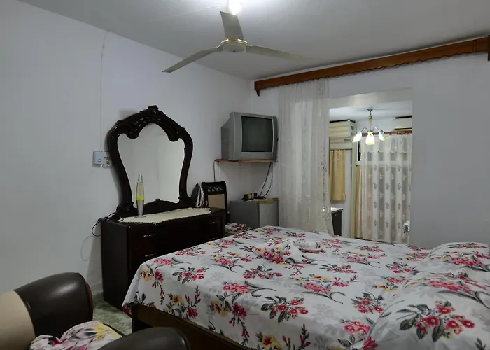 Hermes Elite Apartment *