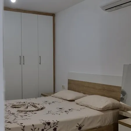 Hermes Elite Apartmán
